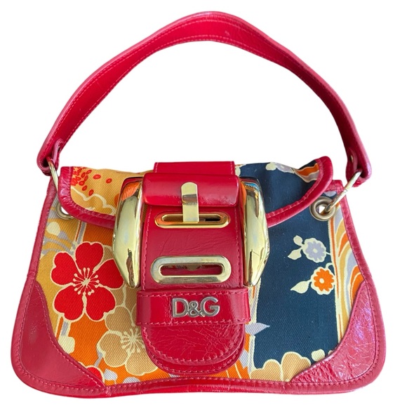 Dolce & Gabbana Rare Red Patent Leather Floral Print Handbag STUNNING! - Picture 2 of 14